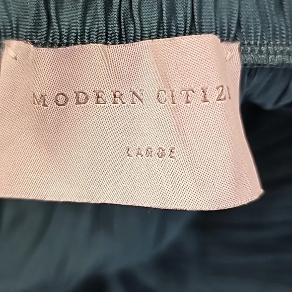 Modern Citizen Green Galena Tiered Ruched Midi Skirt - Size Large - Picture 5 of 6